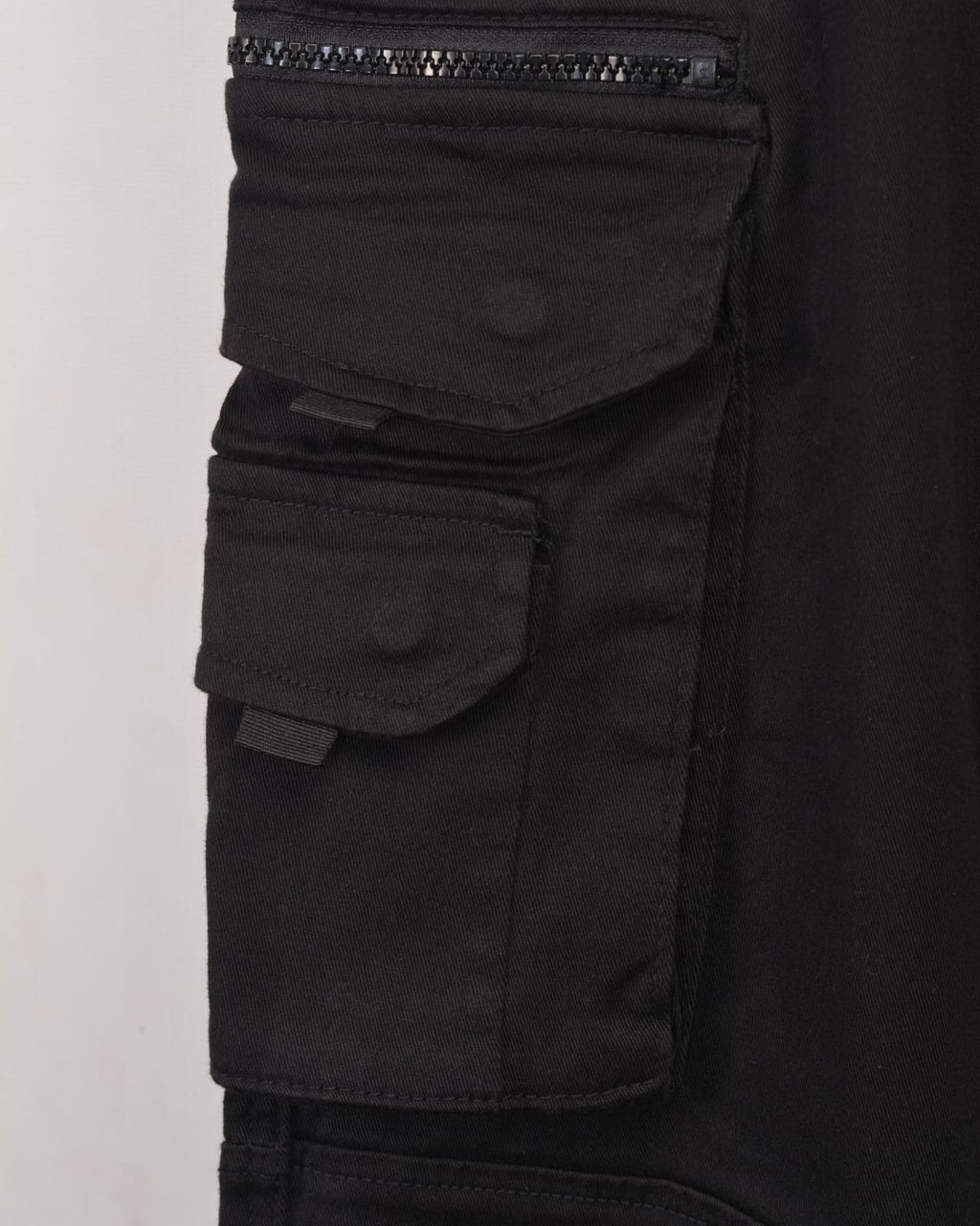 TerranovaCargo trousers in techno BLACK