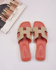 H CUT-OUT WOMEN ORAN SANDAL CONTRAST RED AND BEIGE